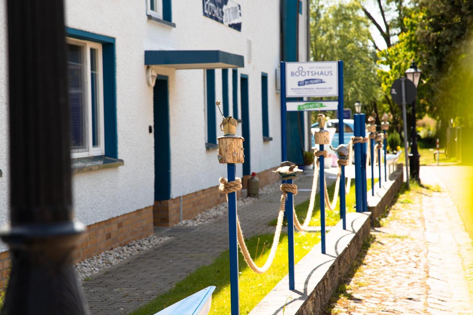 Boootshaus - Am Spreeufer Hotell Beeskow Exteriör bild