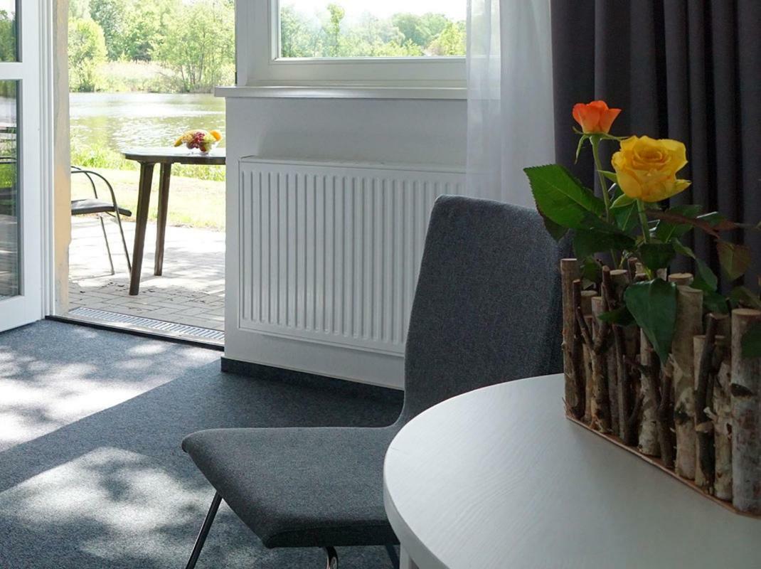 Boootshaus - Am Spreeufer Hotell Beeskow Exteriör bild