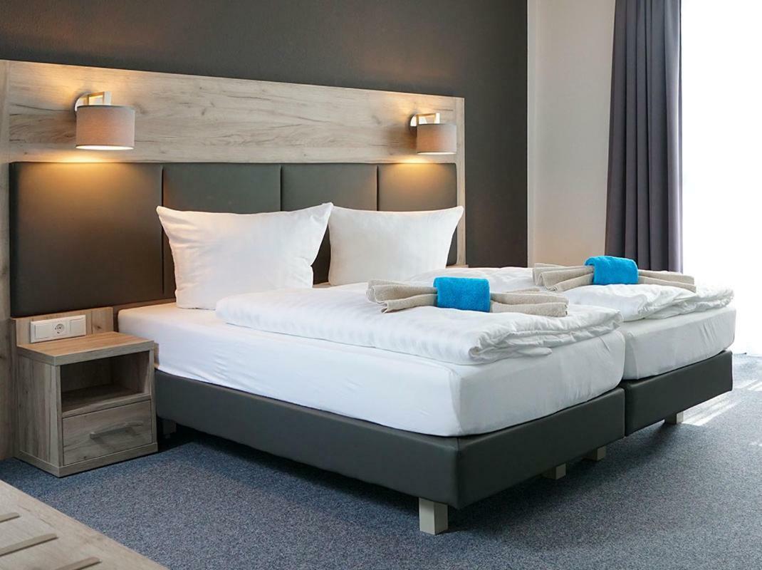 Boootshaus - Am Spreeufer Hotell Beeskow Exteriör bild